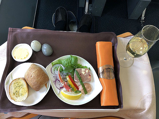 エバー航空 新千歳 台北 ビジネスクラス 18 08 28 機内食ドットコム 機上の晩餐 公式
