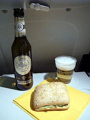 ルフトハンザドイツ航空 フランクフルト バルセロナ エコノミークラス 機内食ドットコム 機上の晩餐 公式